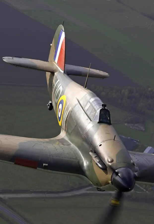 /wp-content/uploads/2015/12/Darren_Harbar_Photography_Aviation_2015_1626-620x898.jpg